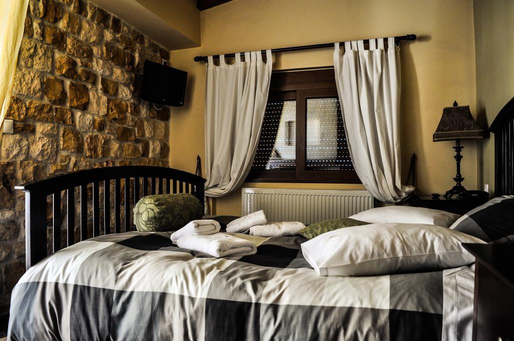 Aetoma Suites Synikia Mesi Trikalon Luaran gambar